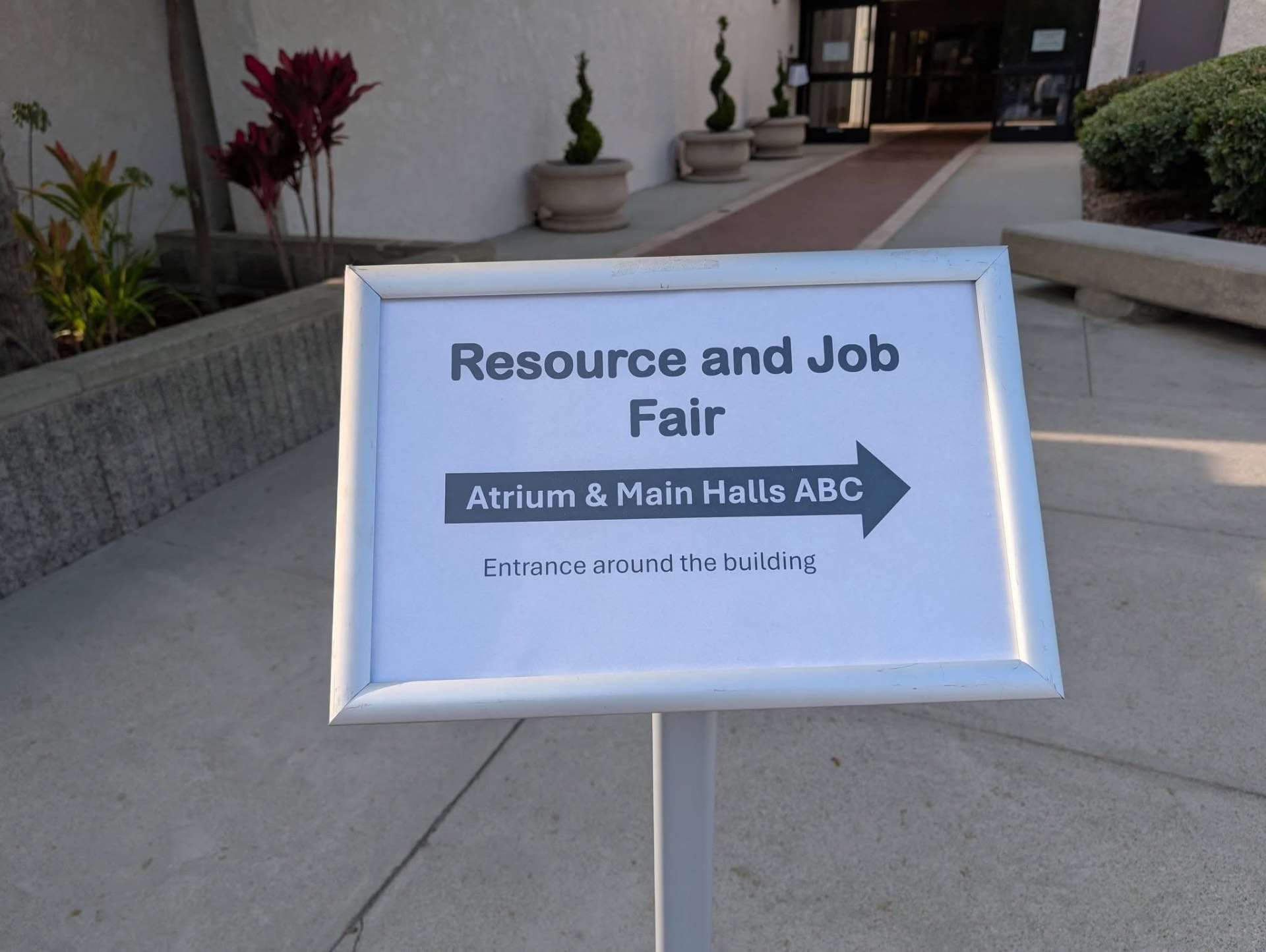 The HIRE Group - Bringing Employers & Job Seekers Together